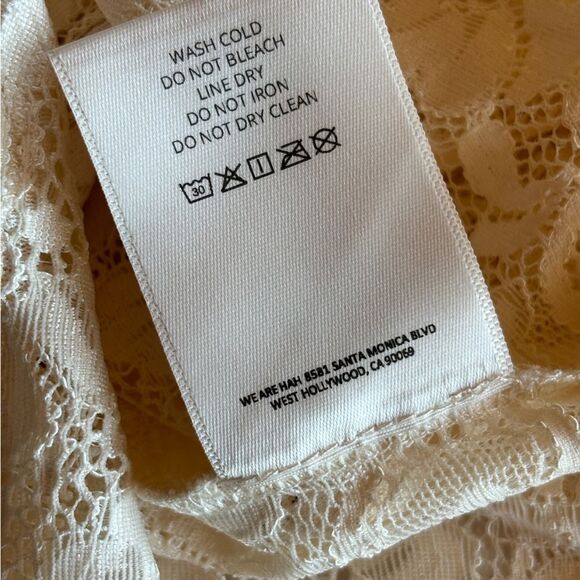 New Free People We Are Hah I Stopped It Lace Cold Shoulder Top Cream Intimates - Picture 7 of 7
